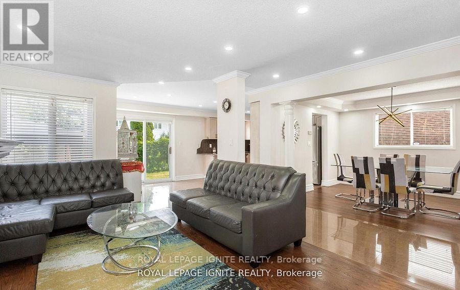 3106 Baytree Court, Mississauga, Ontario  L5N 7N9 - Photo 14 - W12494176