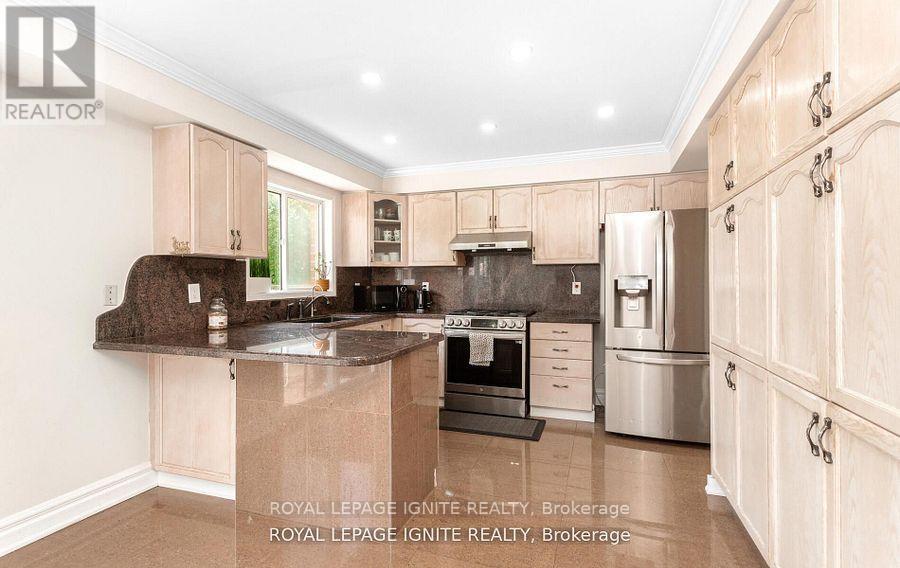 3106 Baytree Court, Mississauga, Ontario  L5N 7N9 - Photo 16 - W12494176