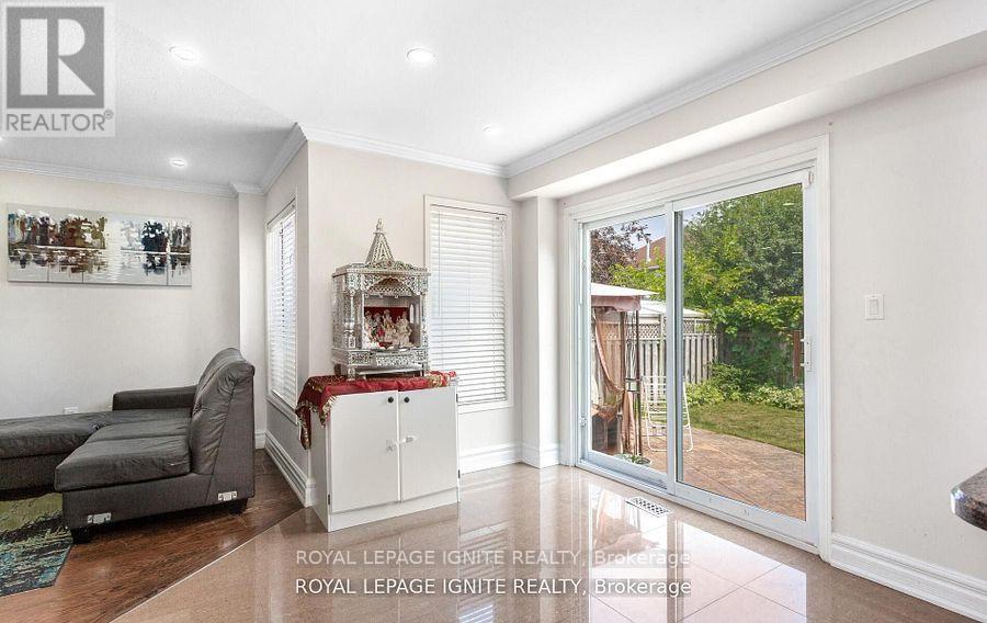 3106 Baytree Court, Mississauga, Ontario  L5N 7N9 - Photo 19 - W12494176