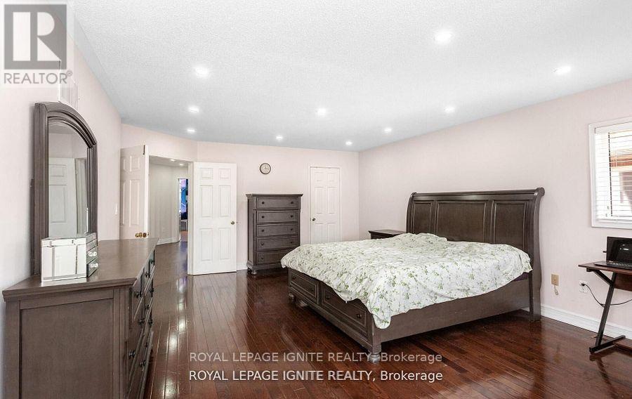 3106 Baytree Court, Mississauga, Ontario  L5N 7N9 - Photo 25 - W12494176