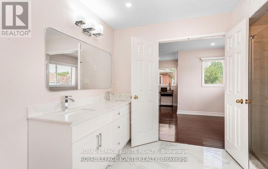 3106 Baytree Court, Mississauga, Ontario  L5N 7N9 - Photo 30 - W12494176