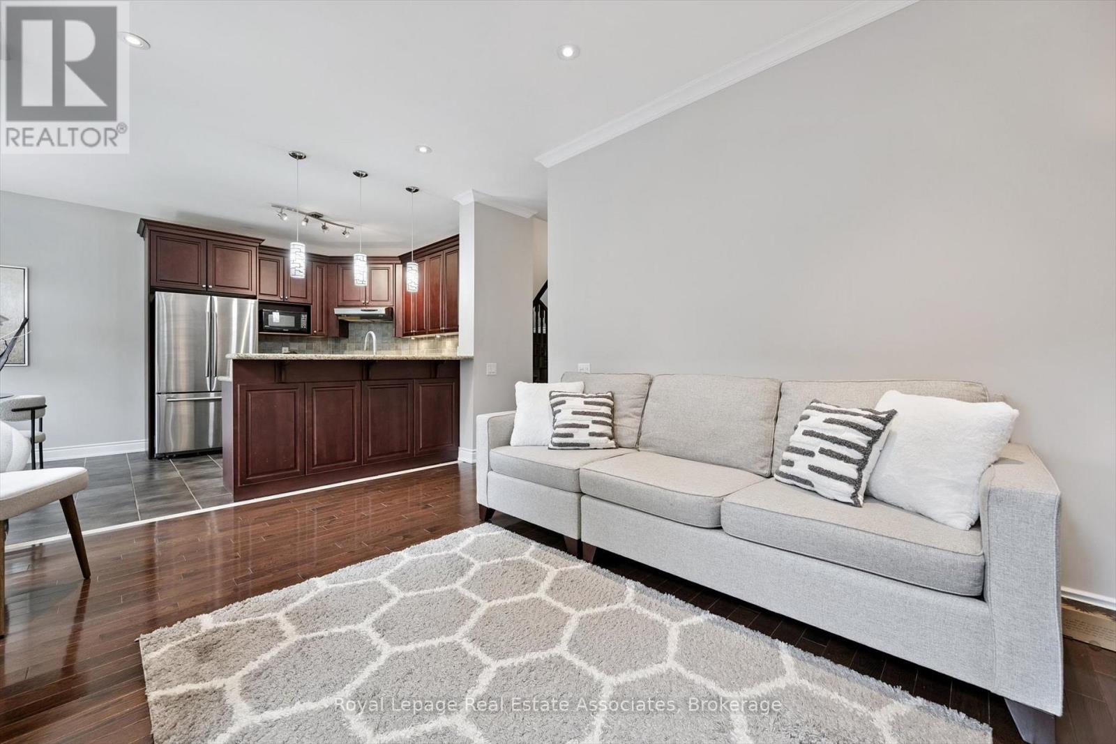 3335 Whilabout Terrace, Oakville, Ontario  L6L 0A8 - Photo 18 - W12494186