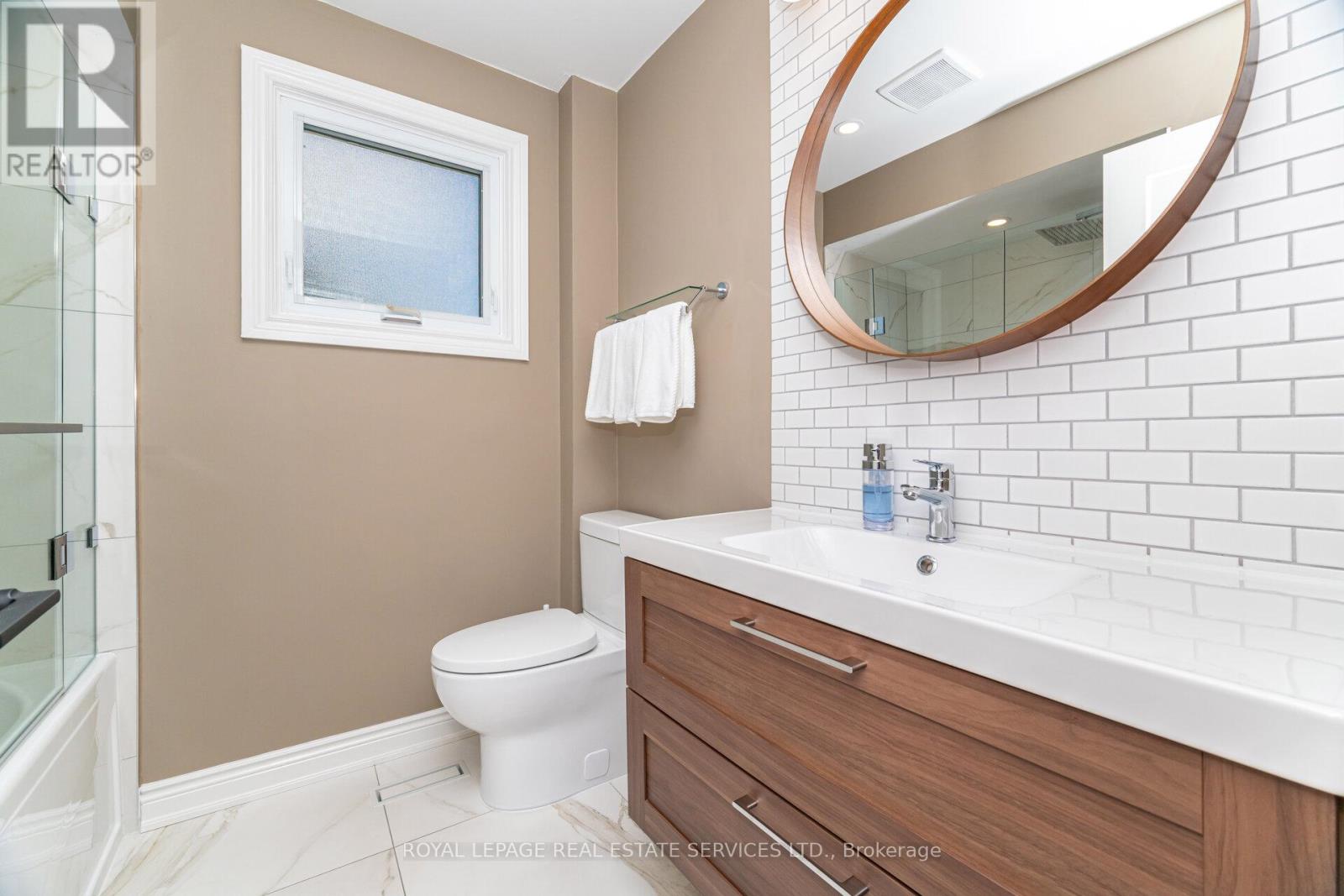 2615 Benedet Drive, Mississauga, Ontario  L5J 4H6 - Photo 29 - W12494198