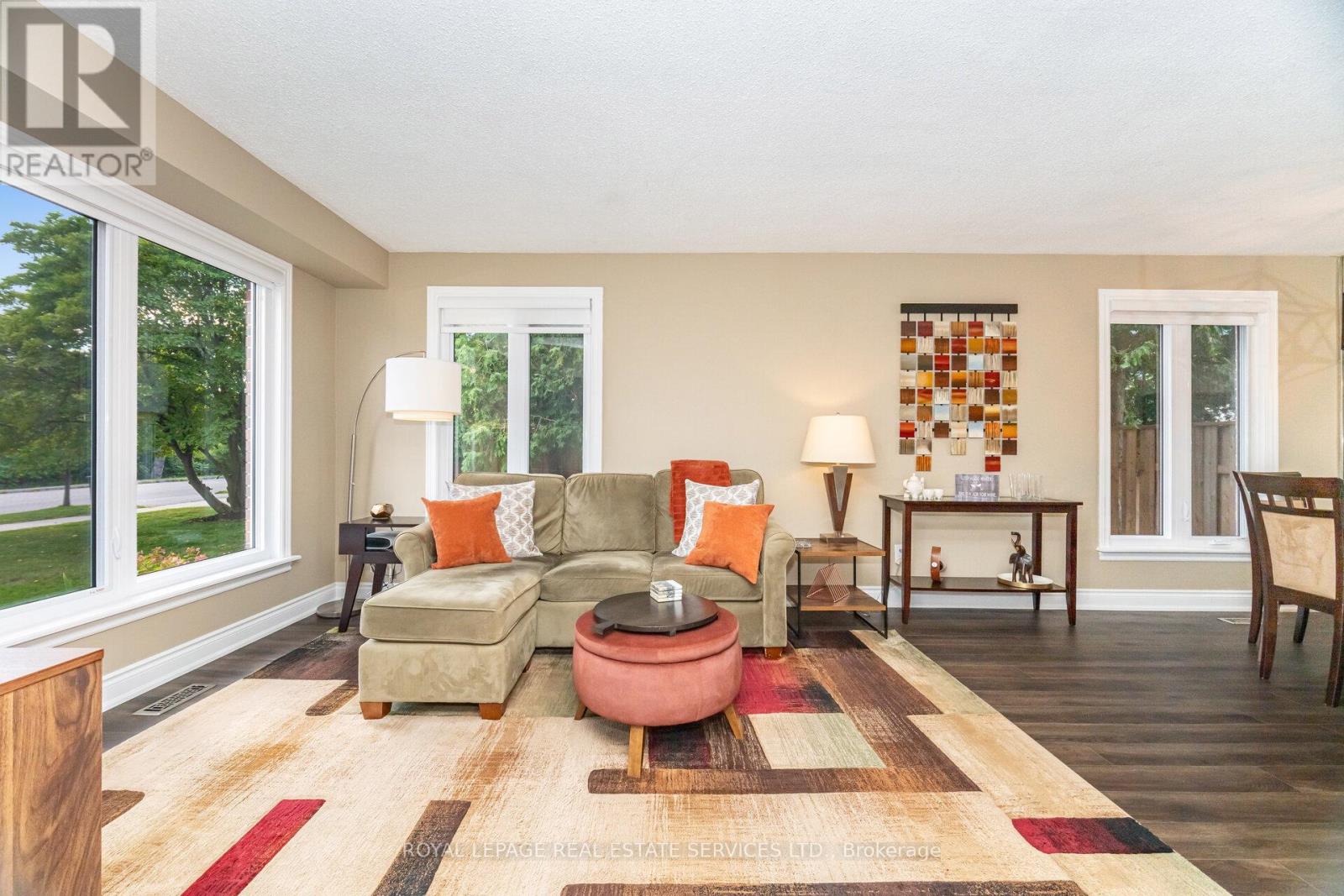 2615 Benedet Drive, Mississauga, Ontario  L5J 4H6 - Photo 8 - W12494198