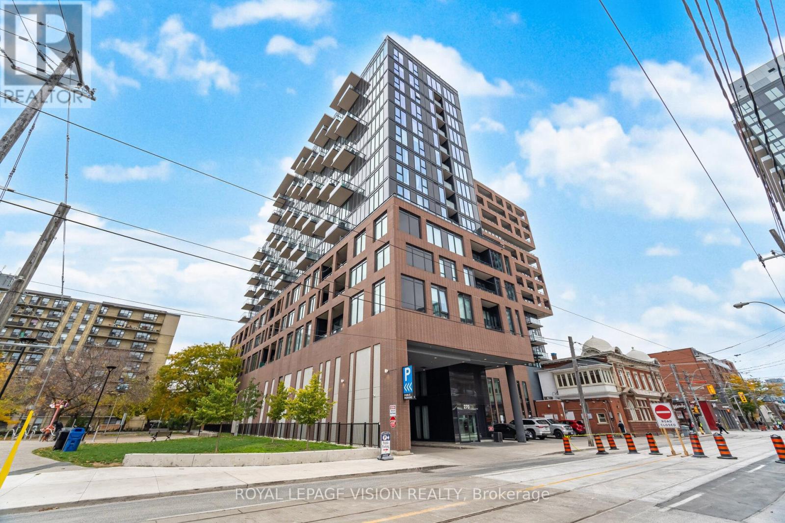 803 - 270 Dufferin Street, Toronto, Ontario  M6K 0H8 - Photo 2 - W12494208