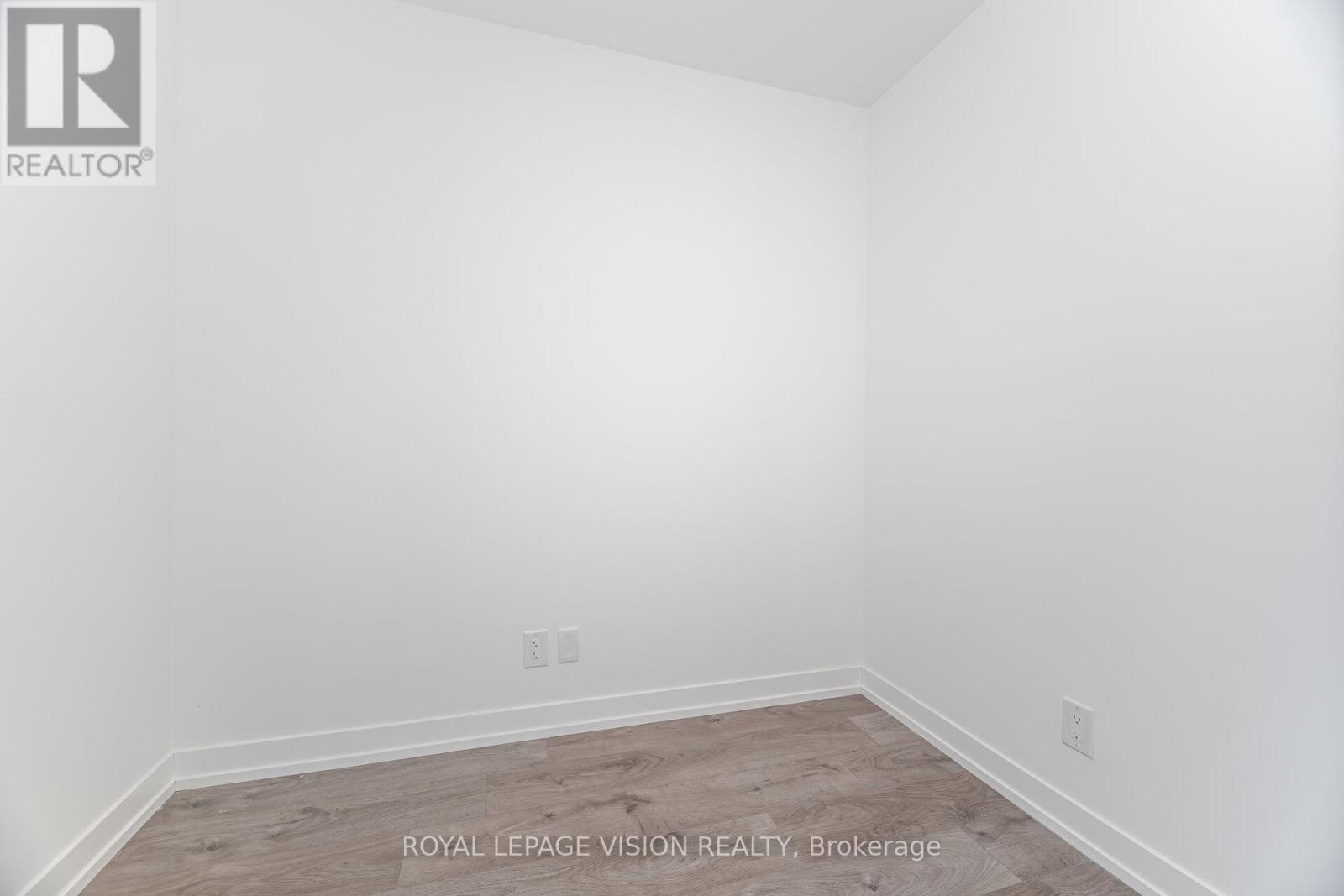 803 - 270 Dufferin Street, Toronto, Ontario  M6K 0H8 - Photo 20 - W12494208