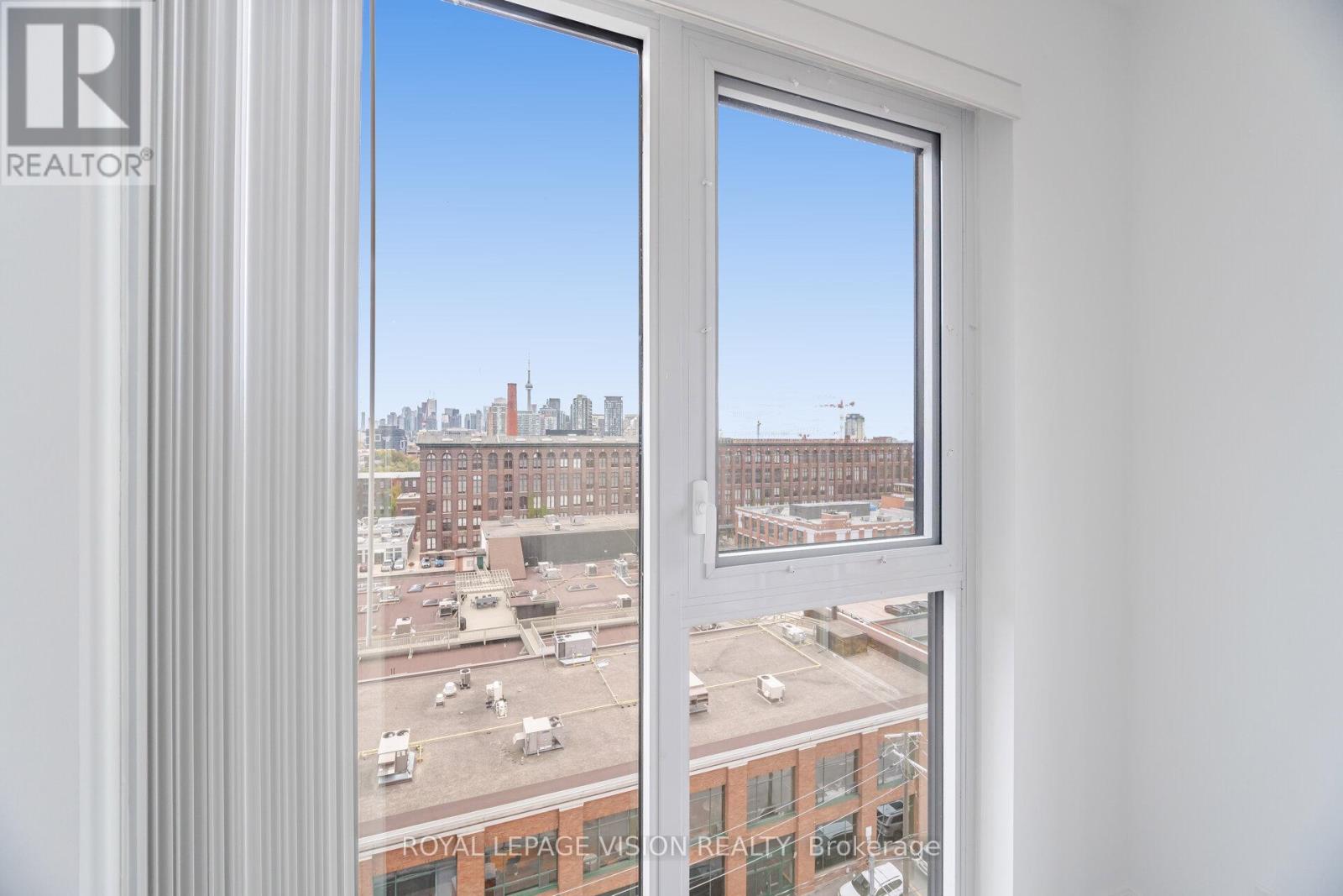 803 - 270 Dufferin Street, Toronto, Ontario  M6K 0H8 - Photo 23 - W12494208