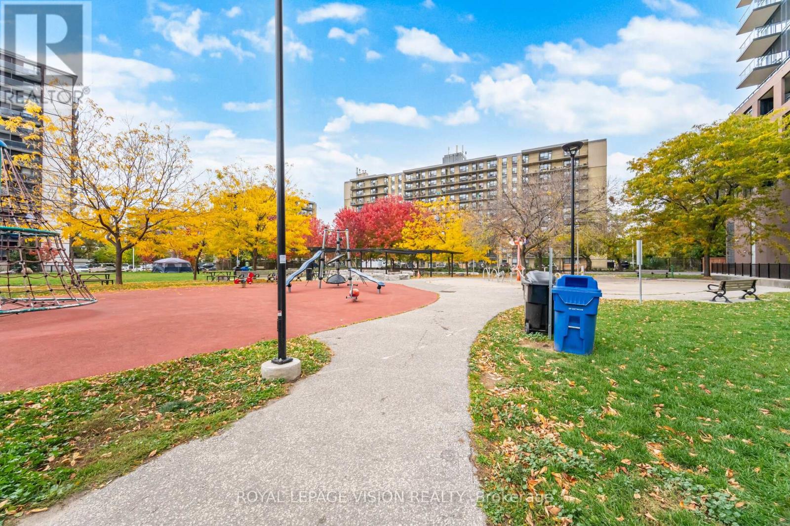 803 - 270 Dufferin Street, Toronto, Ontario  M6K 0H8 - Photo 39 - W12494208