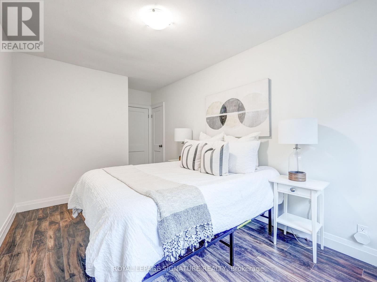 40 Cavell Avenue, Toronto, Ontario  M8V 1P2 - Photo 24 - W12494214