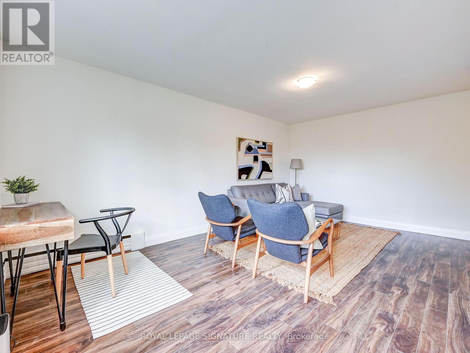 40 Cavell Avenue, Toronto, Ontario  M8V 1P2 - Photo 6 - W12494214