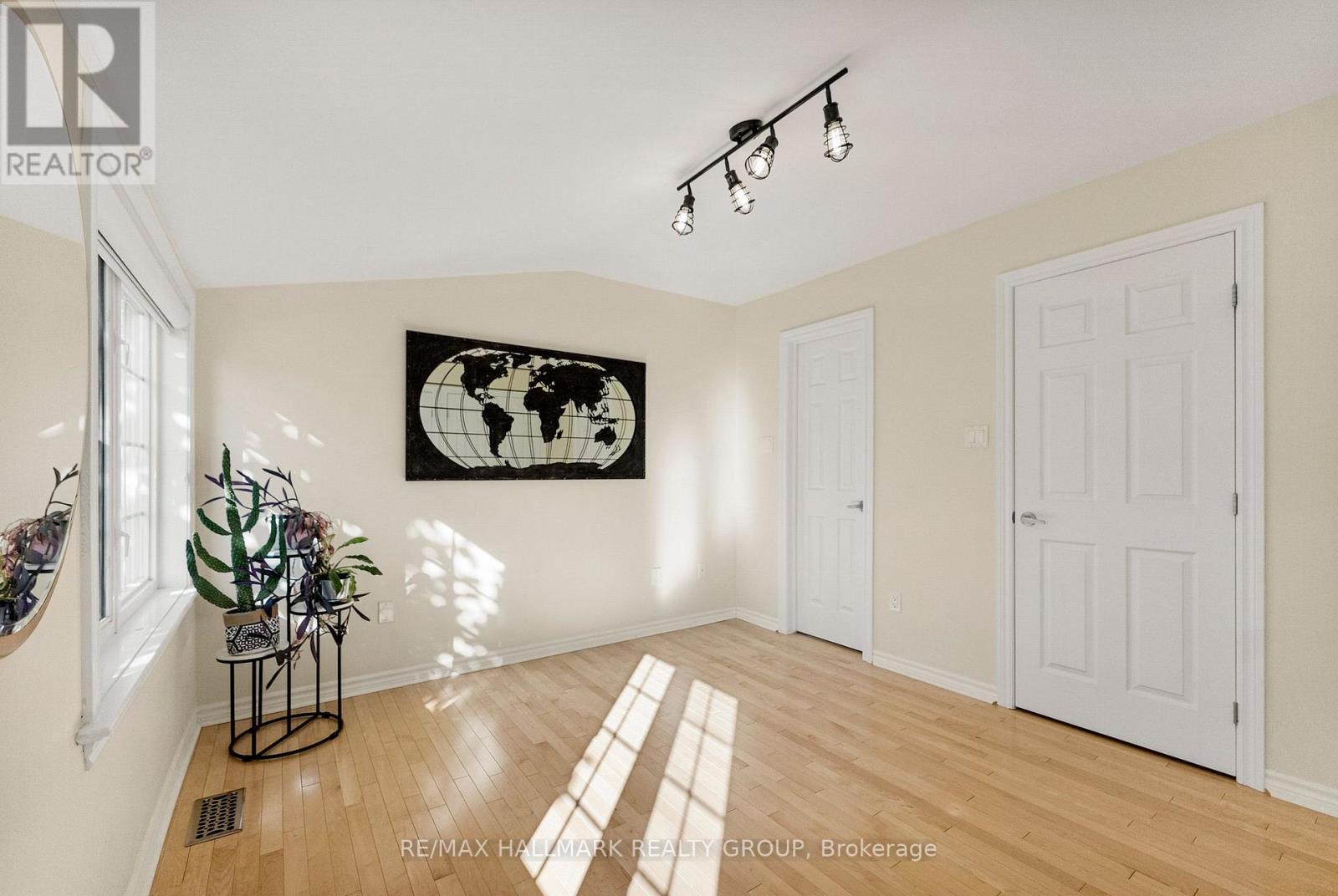 440 Edgeworth Avenue, Ottawa, Ontario  K2B 5L1 - Photo 25 - X12494234