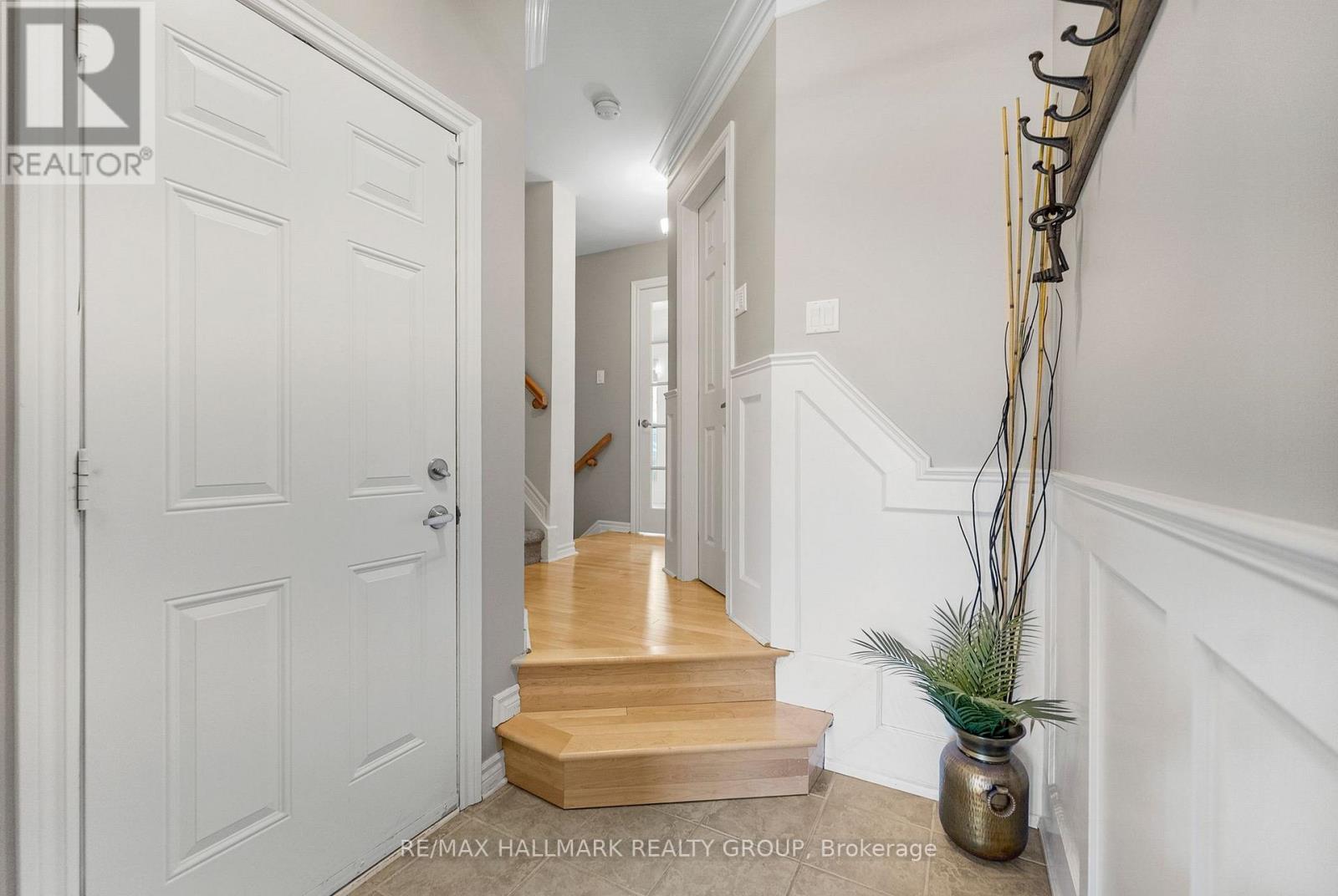 440 Edgeworth Avenue, Ottawa, Ontario  K2B 5L1 - Photo 8 - X12494234