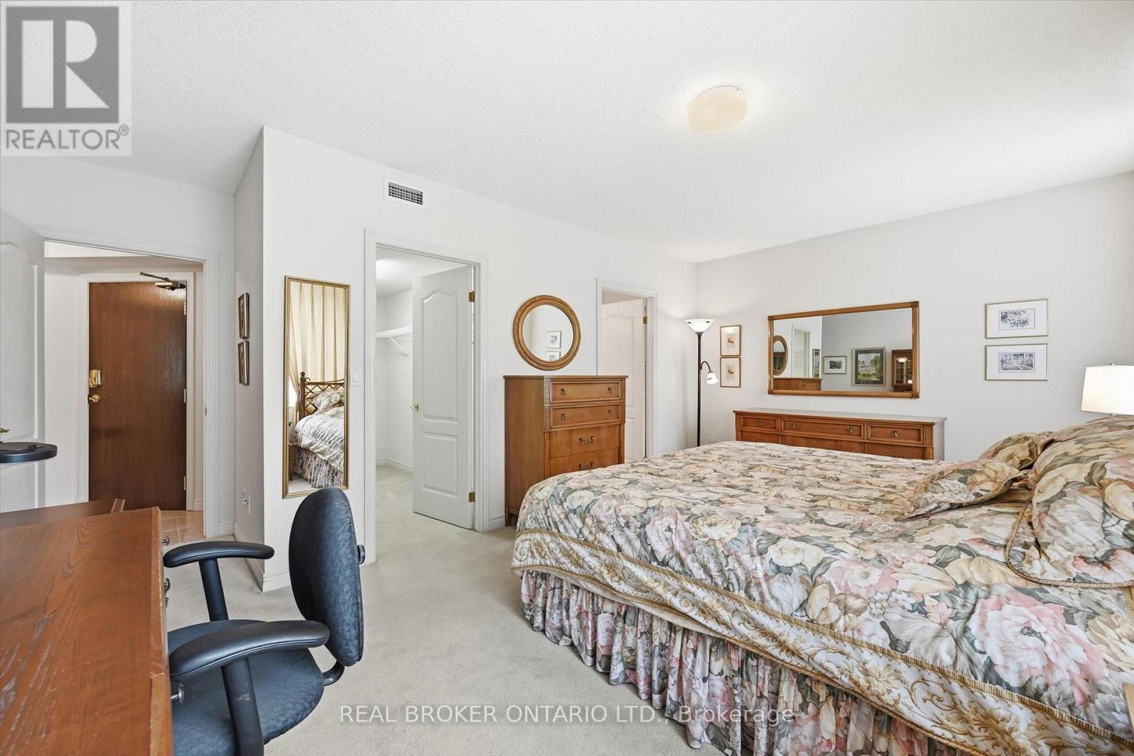 207 - 77 Governors Road, Hamilton, Ontario  L9H 7N8 - Photo 25 - X12494192