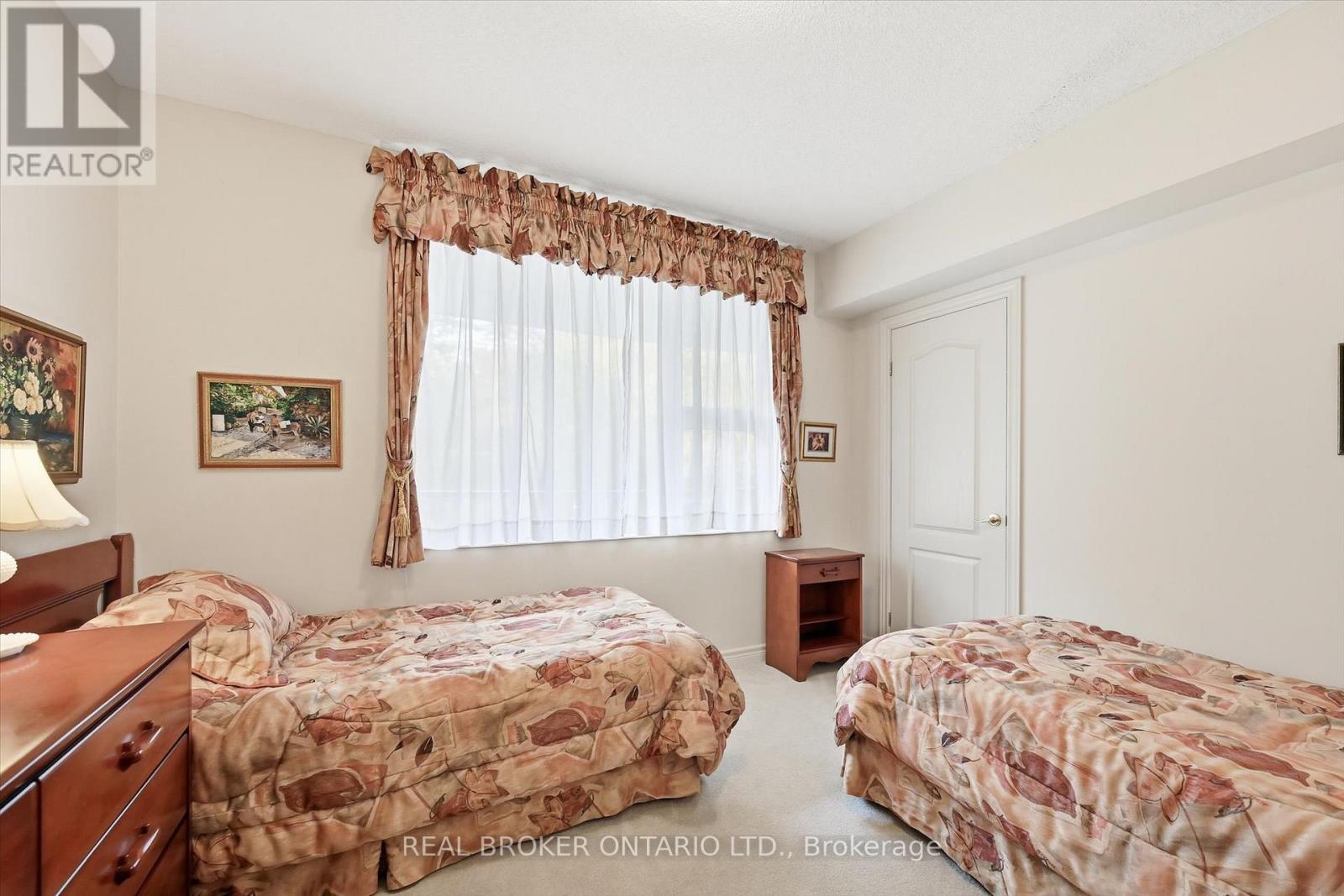 207 - 77 Governors Road, Hamilton, Ontario  L9H 7N8 - Photo 30 - X12494192