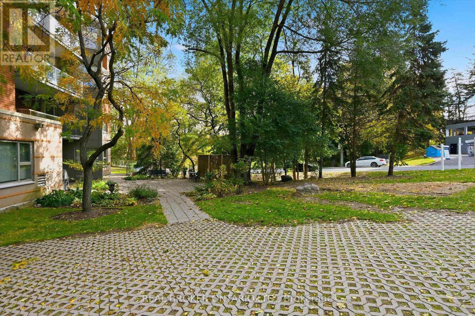 207 - 77 Governors Road, Hamilton, Ontario  L9H 7N8 - Photo 46 - X12494192