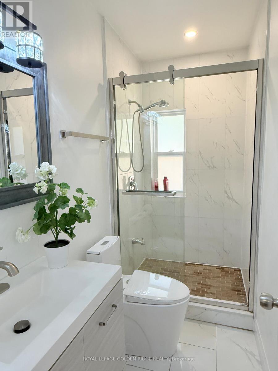 4577 Victoria Avenue, Niagara Falls, Ontario  L2E 4B5 - Photo 10 - X12494204