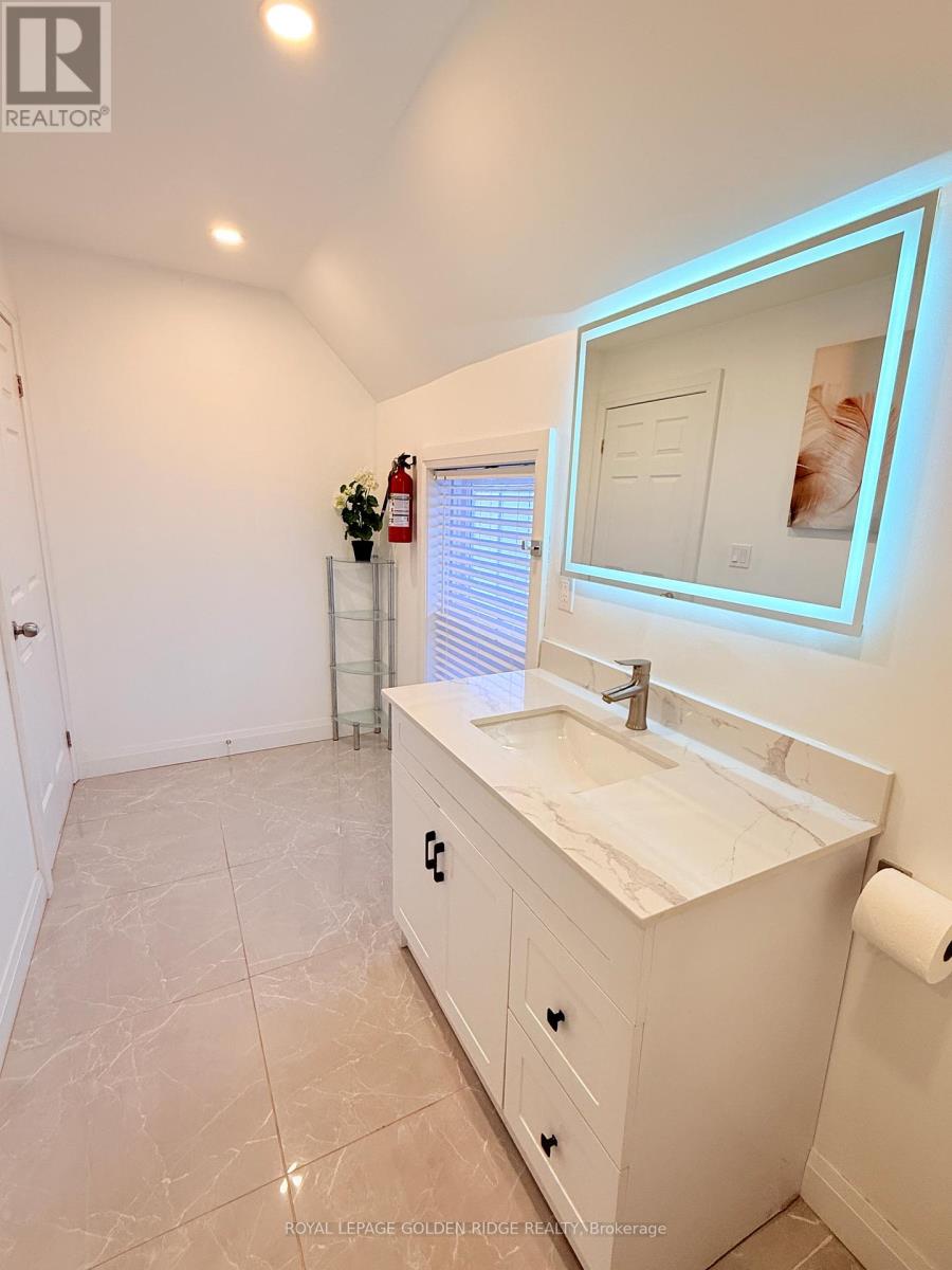 4577 Victoria Avenue, Niagara Falls, Ontario  L2E 4B5 - Photo 19 - X12494204