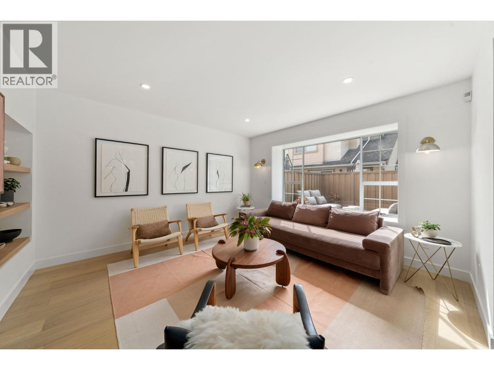 18 901 W 17th Street, North Vancouver, British Columbia  V7P 1V8 - Photo 11 - R3063522