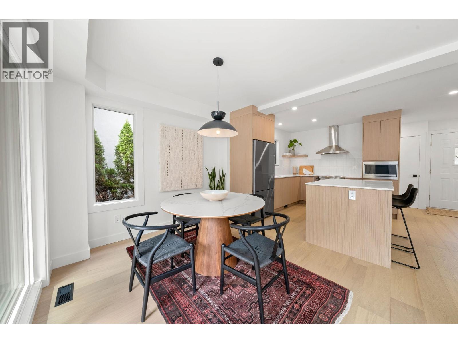 18 901 W 17th Street, North Vancouver, British Columbia  V7P 1V8 - Photo 12 - R3063522