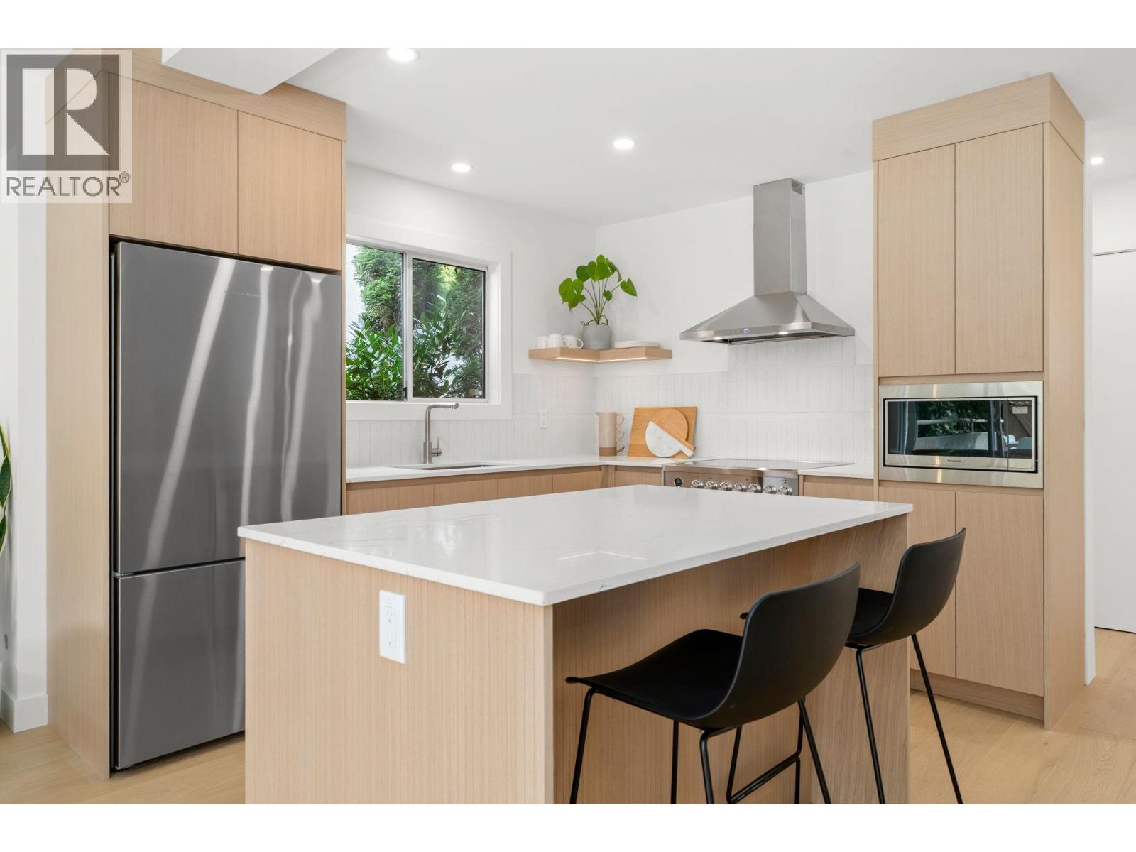 18 901 W 17th Street, North Vancouver, British Columbia  V7P 1V8 - Photo 29 - R3063522