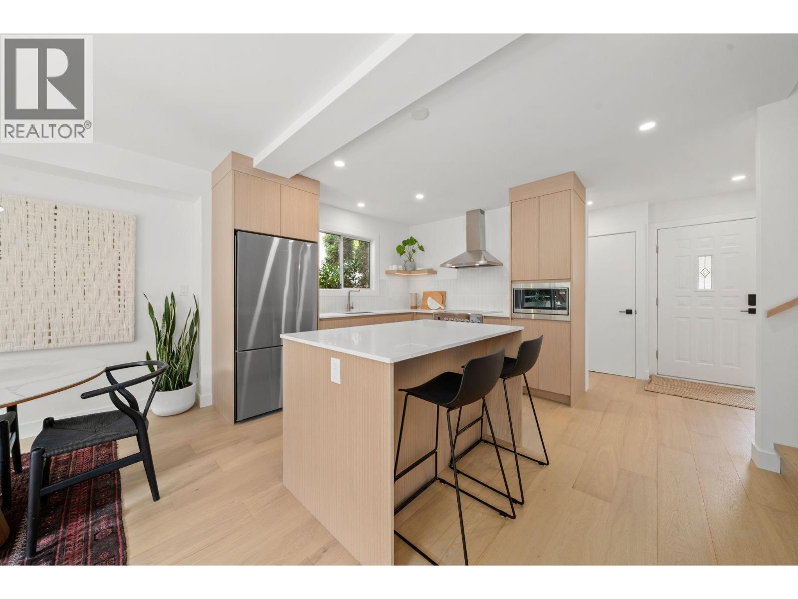 18 901 W 17th Street, North Vancouver, British Columbia  V7P 1V8 - Photo 31 - R3063522