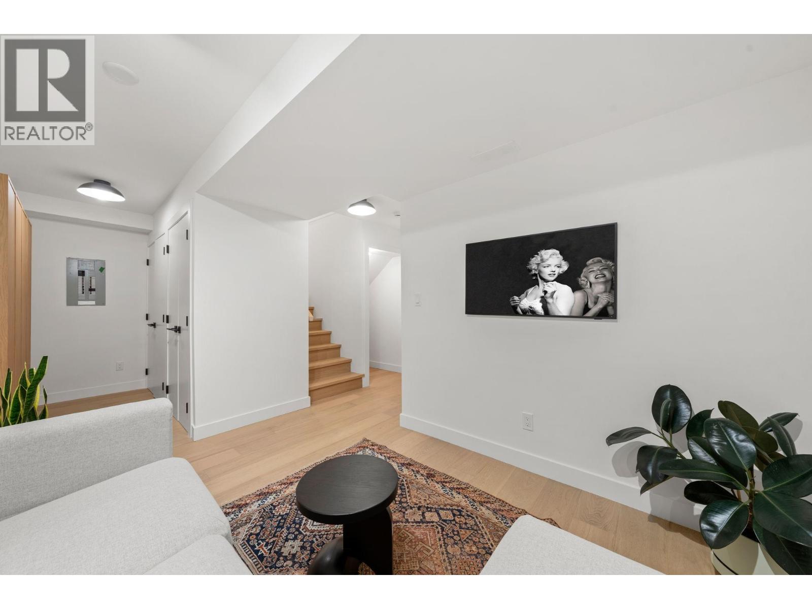 18 901 W 17th Street, North Vancouver, British Columbia  V7P 1V8 - Photo 33 - R3063522