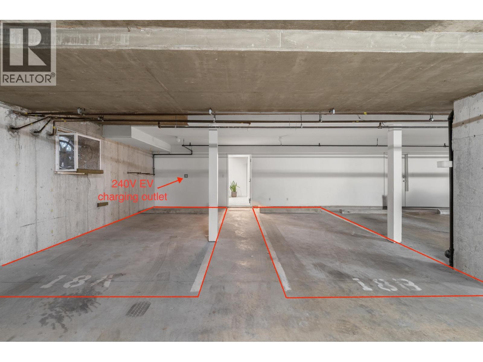 18 901 W 17th Street, North Vancouver, British Columbia  V7P 1V8 - Photo 38 - R3063522