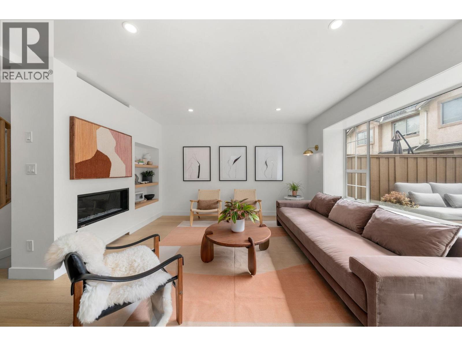 18 901 W 17th Street, North Vancouver, British Columbia  V7P 1V8 - Photo 8 - R3063522