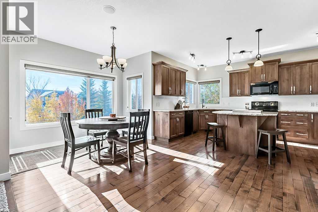 14 Crystal Green Grove, Okotoks, Alberta  T1S 0C8 - Photo 3 - A2266321