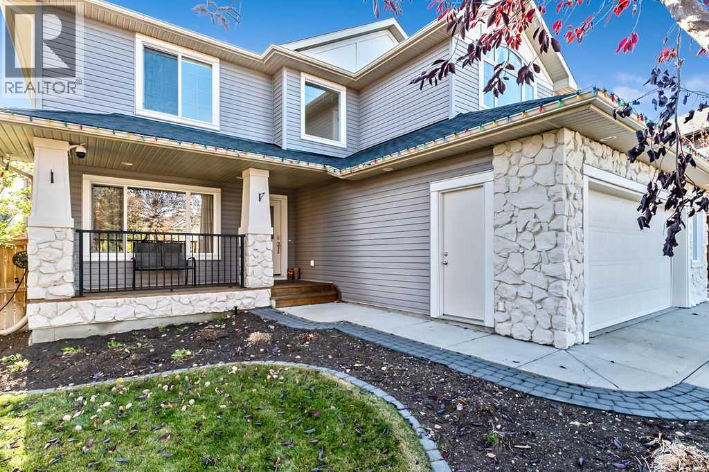 14 Crystal Green Grove, Okotoks, Alberta  T1S 0C8 - Photo 2 - A2266321