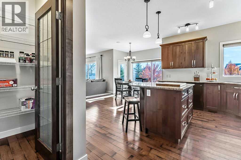 14 Crystal Green Grove, Okotoks, Alberta  T1S 0C8 - Photo 9 - A2266321