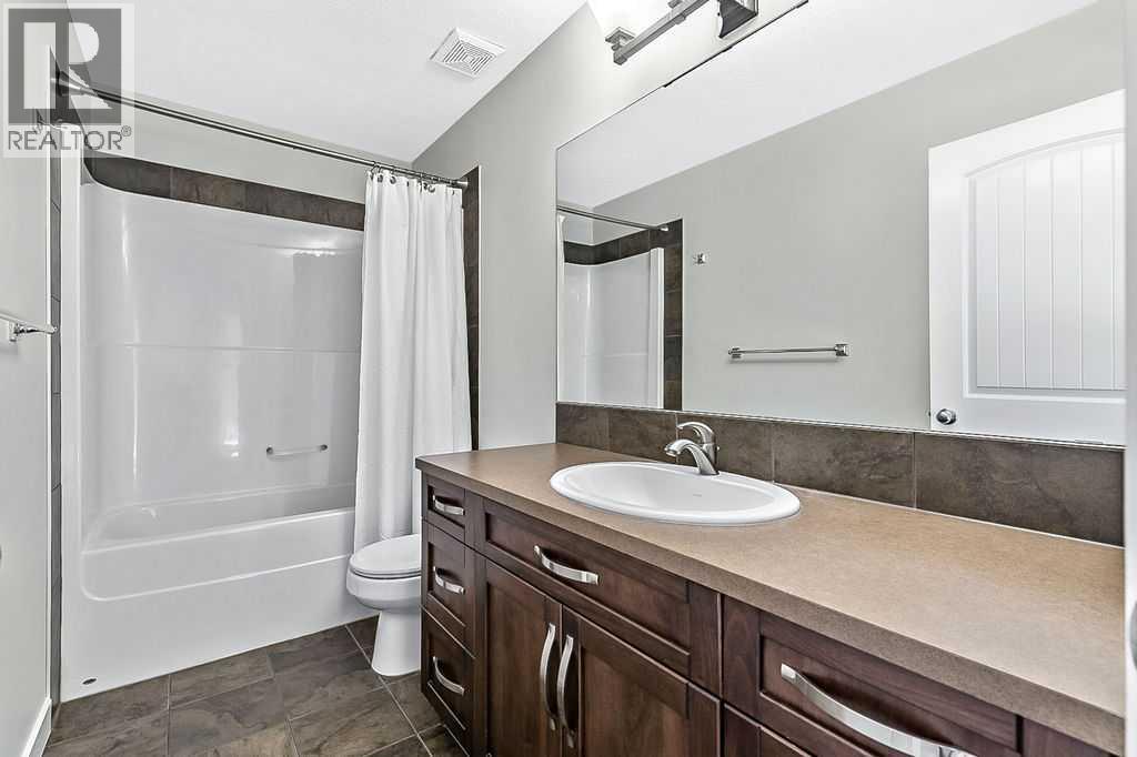 14 Crystal Green Grove, Okotoks, Alberta  T1S 0C8 - Photo 24 - A2266321