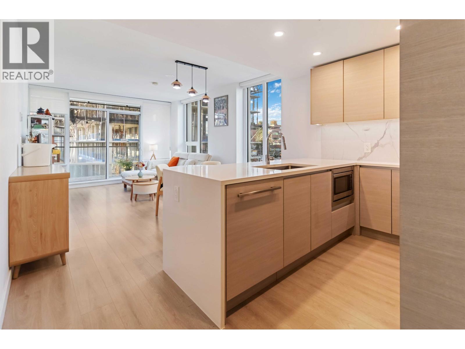 1204 823 Carnarvon Street, New Westminster, British Columbia  V3M 0N5 - Photo 3 - R3062732