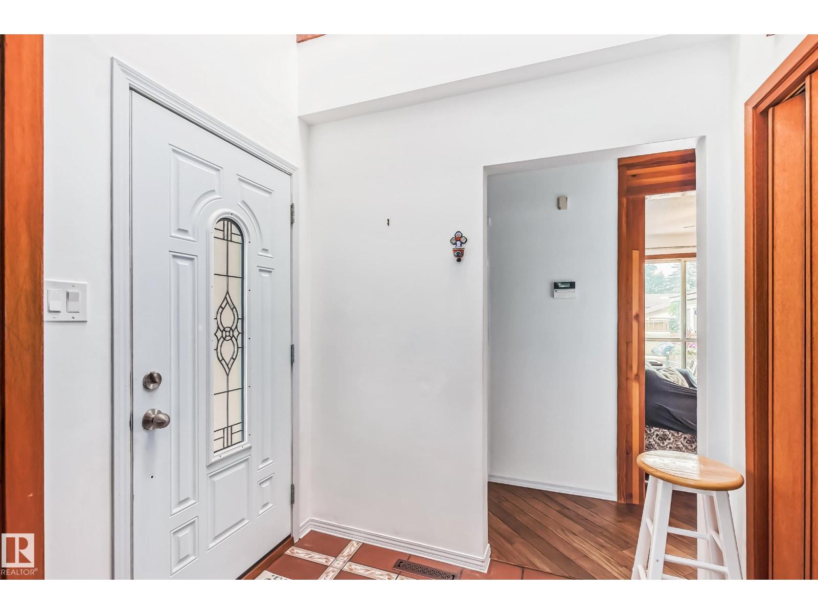 8507 56 St Nw, Edmonton, Alberta  T6B 1H8 - Photo 5 - E4461031