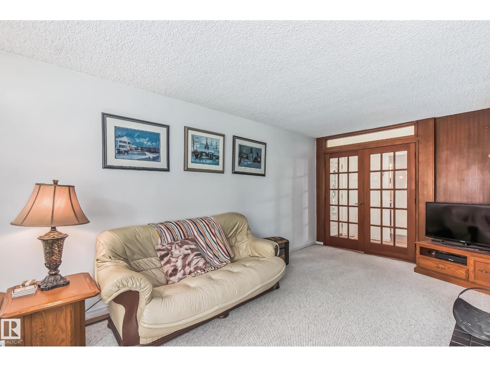 8507 56 St Nw, Edmonton, Alberta  T6B 1H8 - Photo 9 - E4461031