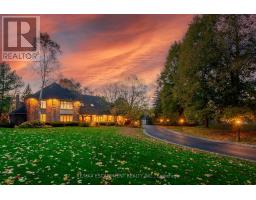 27 BLACKBERRY PLACE, Hamilton, Ontario