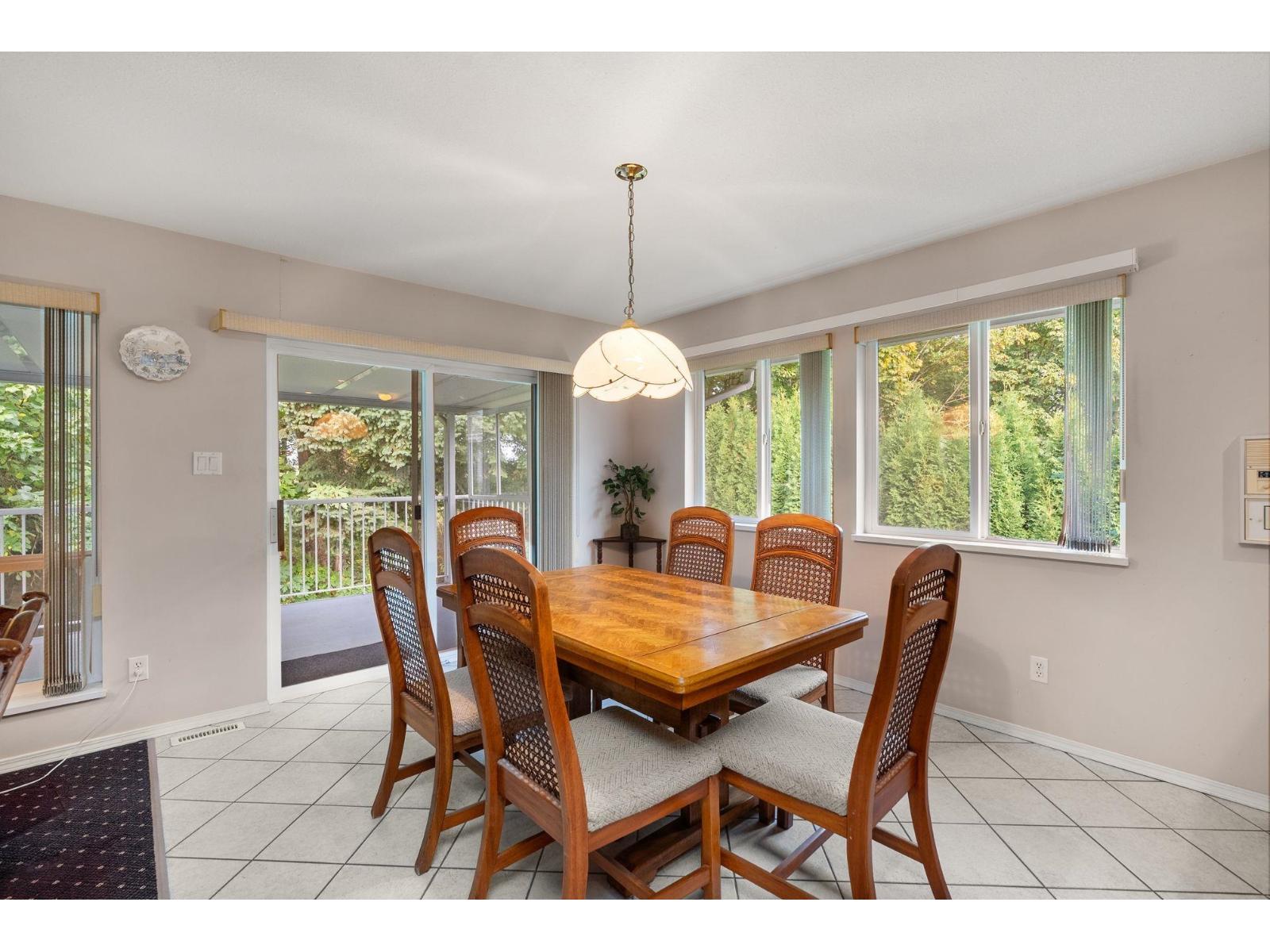 3333 Firhill Drive, Abbotsford, British Columbia  V2T 5L4 - Photo 10 - R3063456