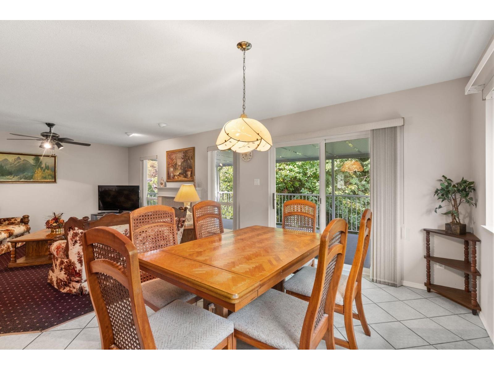 3333 Firhill Drive, Abbotsford, British Columbia  V2T 5L4 - Photo 12 - R3063456