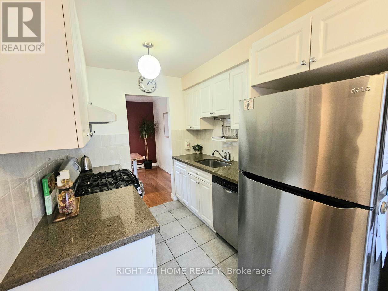 405 - 11 Reith Way, Markham, Ontario  L3T 5C6 - Photo 27 - N12494024