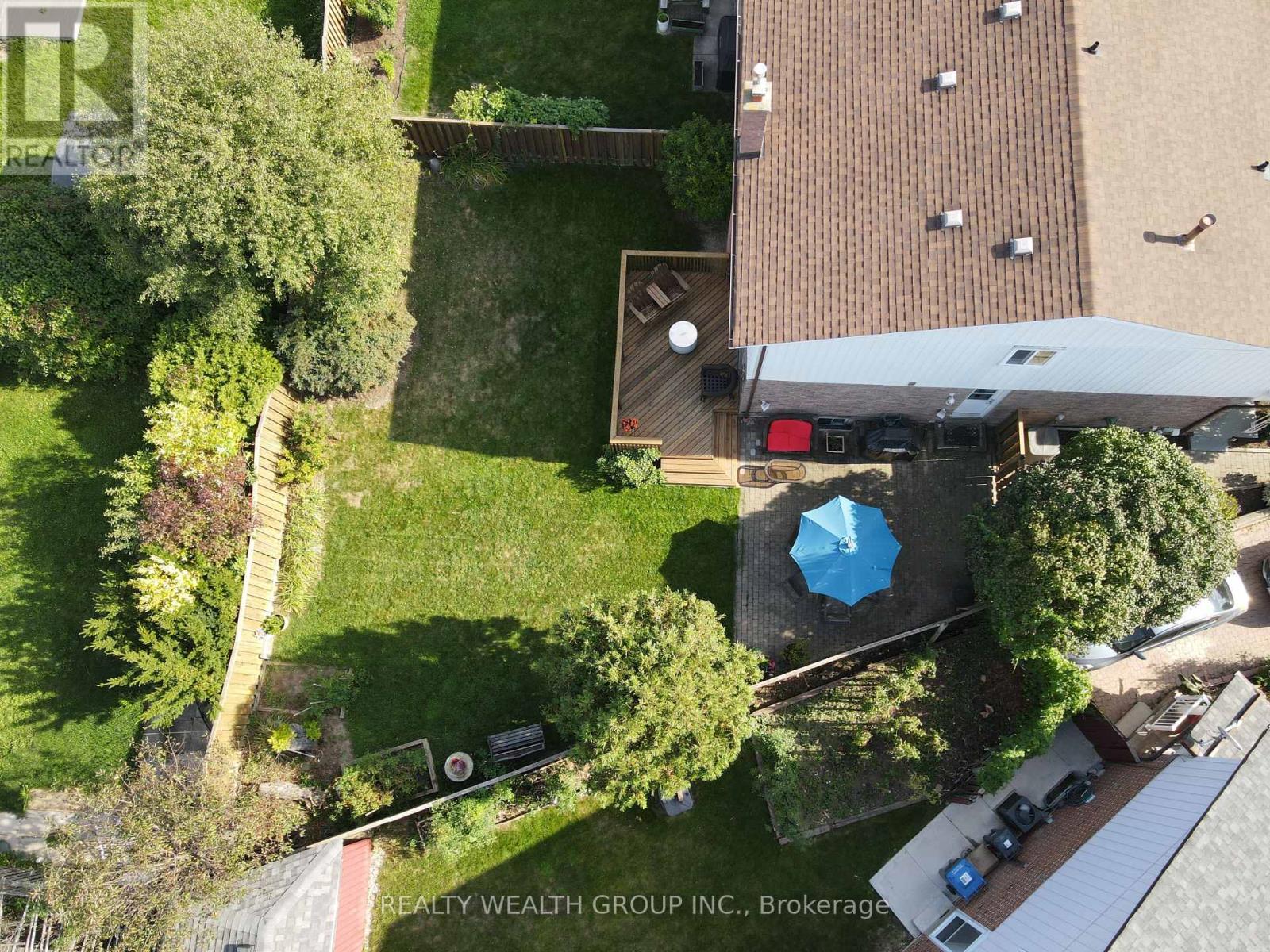 30 Ivybridge Drive, Brampton, Ontario  L6V 2X2 - Photo 19 - W12489582