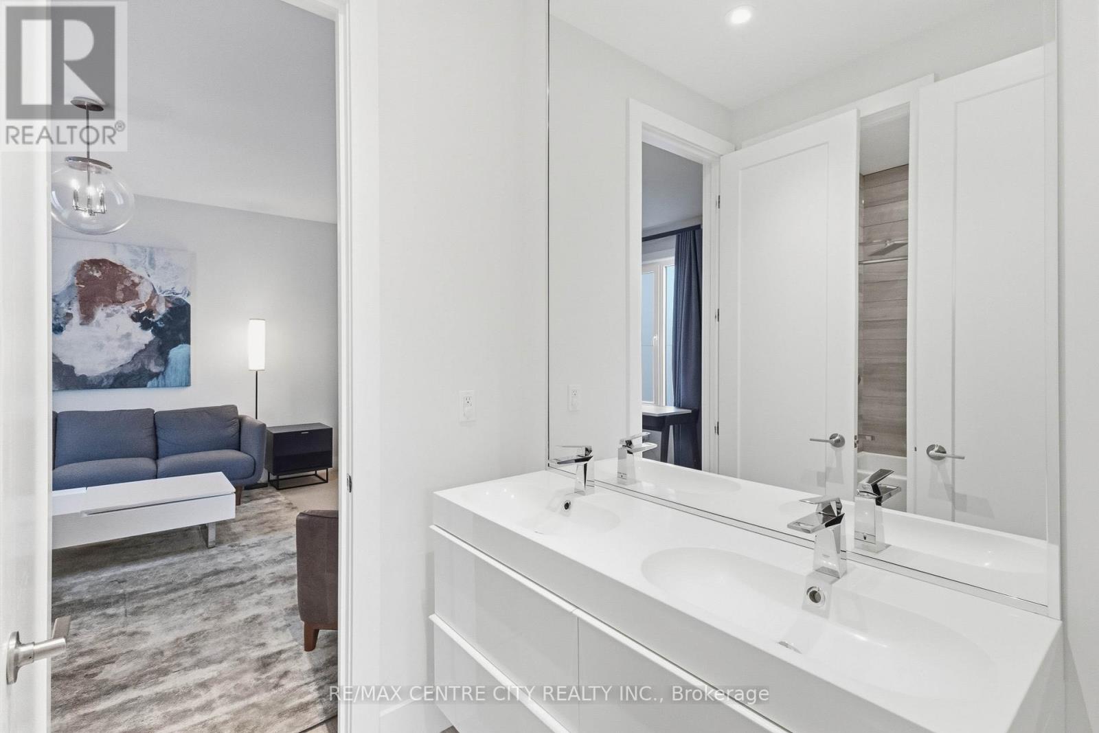 3 - 1452 Byron Baseline Road, London South, Ontario  N6K 2V6 - Photo 33 - X12494266