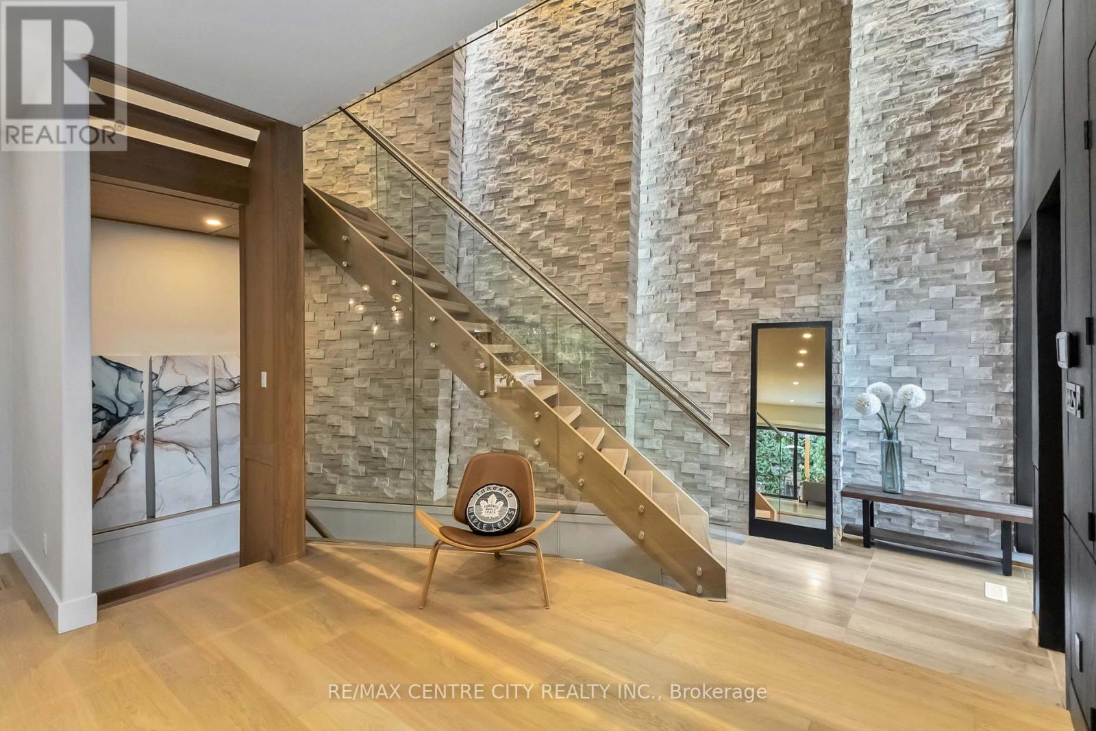 3 - 1452 Byron Baseline Road, London South, Ontario  N6K 2V6 - Photo 4 - X12494266