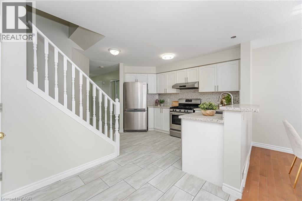 525 Chablis Drive, Waterloo, Ontario  N2T 2Y1 - Photo 12 - 40784608