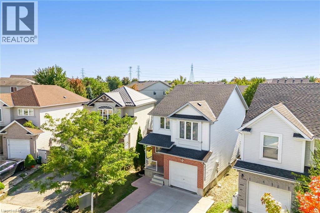 525 Chablis Drive, Waterloo, Ontario  N2T 2Y1 - Photo 2 - 40784608