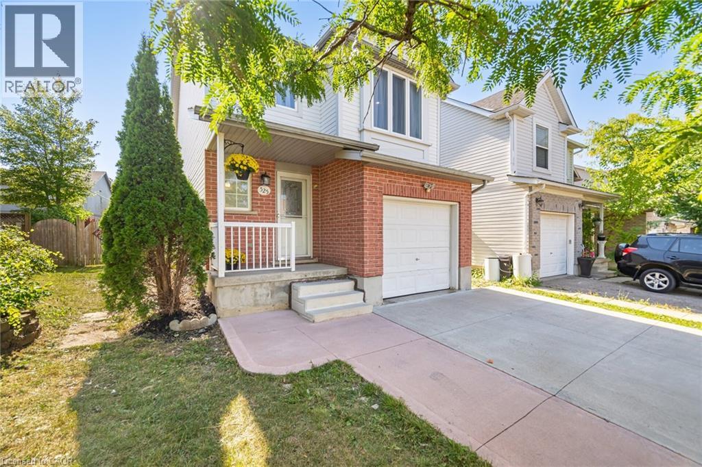 525 Chablis Drive, Waterloo, Ontario  N2T 2Y1 - Photo 6 - 40784608