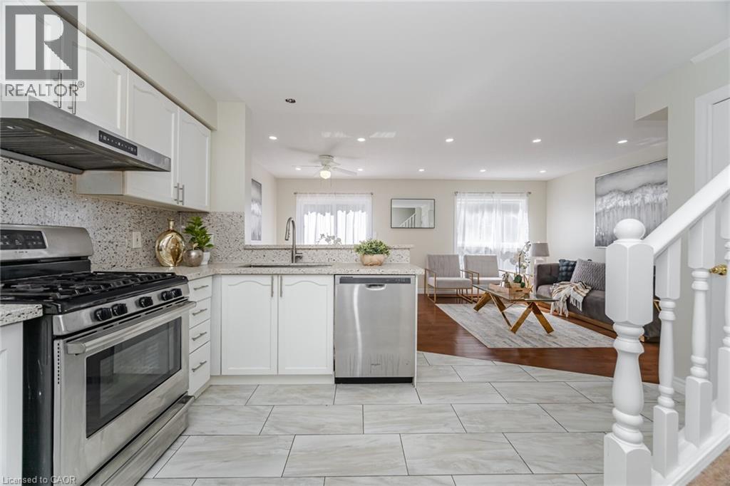 525 Chablis Drive, Waterloo, Ontario  N2T 2Y1 - Photo 9 - 40784608