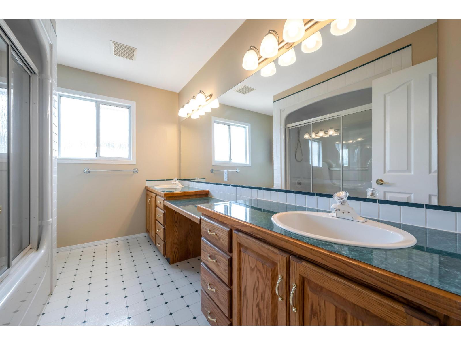 8165 154 Street, Surrey, British Columbia  V3S 7X8 - Photo 19 - R3063308