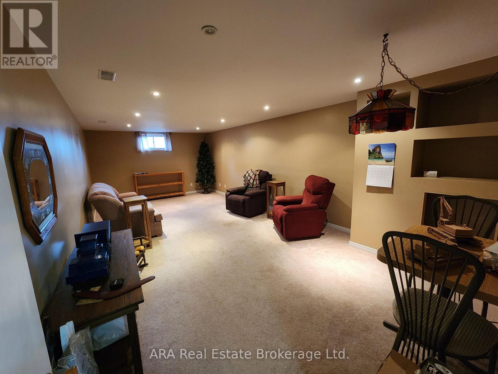 47 Burton Street, Meaford, Ontario  N4L 1C9 - Photo 19 - X12494280