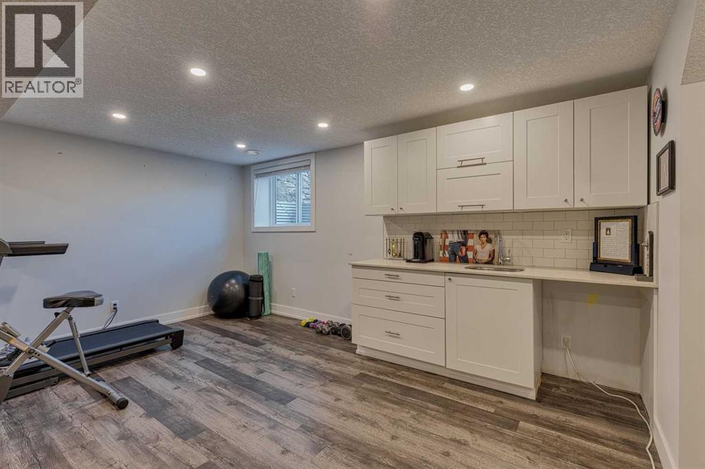 708 Sherman Avenue Sw, Calgary, Alberta  T2W 0N2 - Photo 25 - A2264492