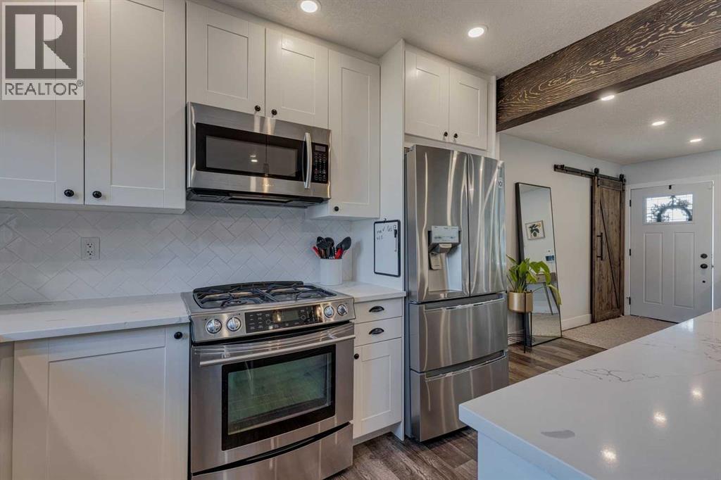 708 Sherman Avenue Sw, Calgary, Alberta  T2W 0N2 - Photo 11 - A2264492